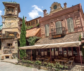 Башня театра Резо Габриадзе