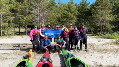 Команда гидов с группой