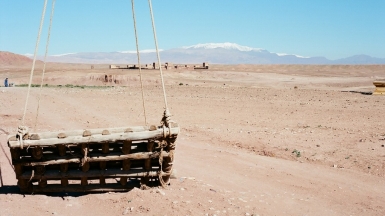 На фоне Атласа - декорации Game of thrones. Фото из архива гида Натальи Кислушко