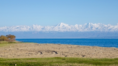 Озеро Иссык-Куль. Фото: Анатолий Жидков