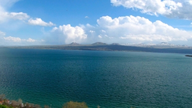 Безбрежный Севан. Фото нашего гида Ирины Пряничниковой