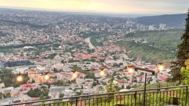 Панорама города с горы Мтацминда. Фото наших Странников