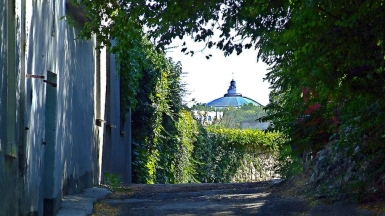 Улочка в старой части города Севастополь