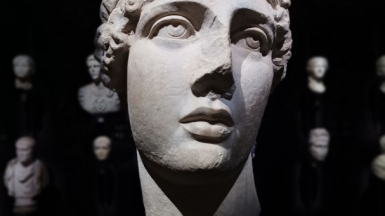 Бюст поэтессы Сафо. Археол.музей. Фото нашего гида Ирины Пряничниковой