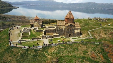 Монастырь Севанаванк. Фото нашего гида Ирины Пряничниковой