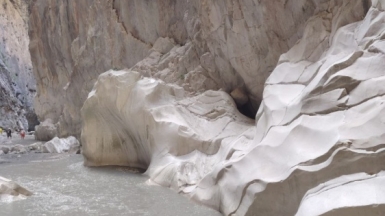 Каньон Сакликент. Фото нашей Странницы Евгении Перуновой