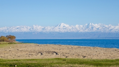 Озеро Иссык-Куль. Фото Анатолия Жидкова