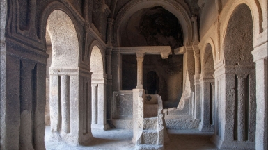 Внутрискальный храм VIII века. Фото нашего гида Ирины Пряничниковой