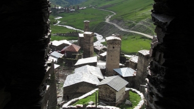 Вид из окна башни царицы Тамары. Фото нашего гида Ирины Пряничниковой.