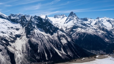Заснеженные горы Домбая. Фото нашего Странника Кирилла Родионова