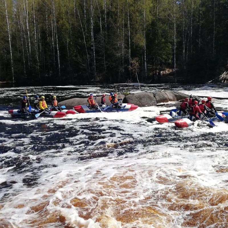 Фото наших инструкторов: Марии Тергоевой и Никиты Жорова