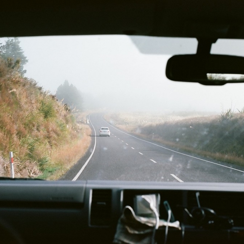 По дороге к Тонгариро. Едем по облакам.