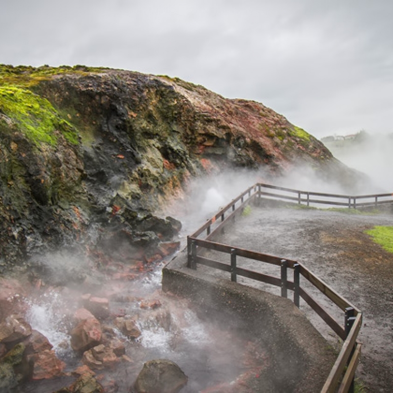 Гео-термальное поле
