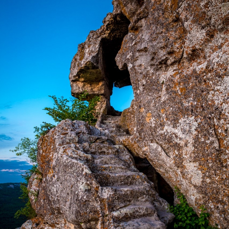Многоуровневые пещеры