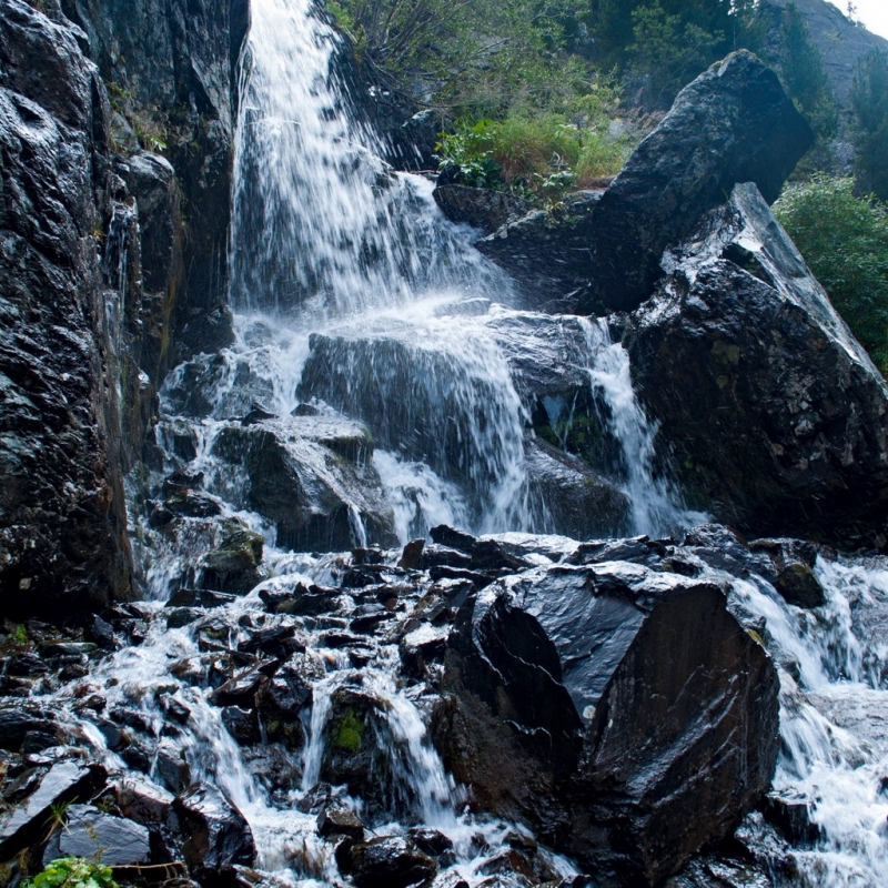 Водопад на восхождении.