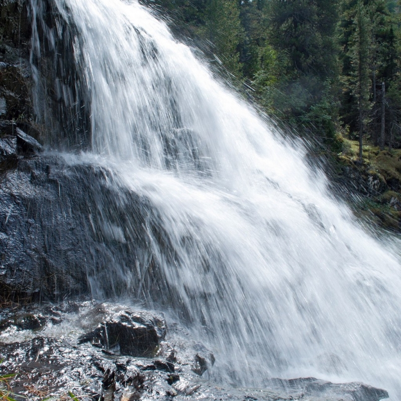Водопад Поперечный.