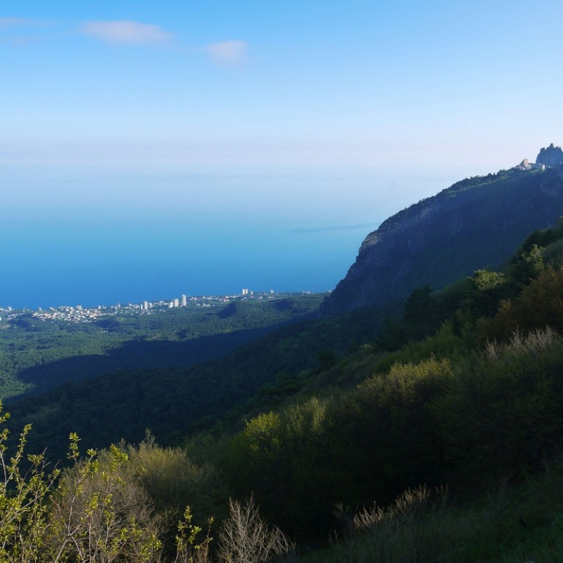 Вид на вершину Ай-Петри