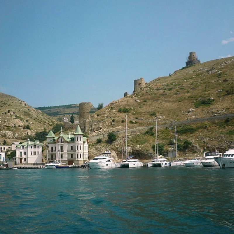 Выходим из Балаклавской бухты в море