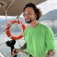 Денис Кабалин